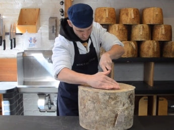 How to cut a clothbound cheese [part 1]