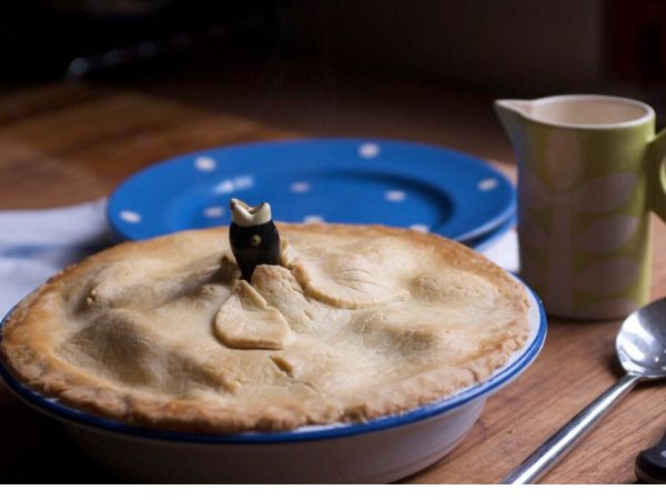 Kentish Apple Pie – Neal's Yard Dairy