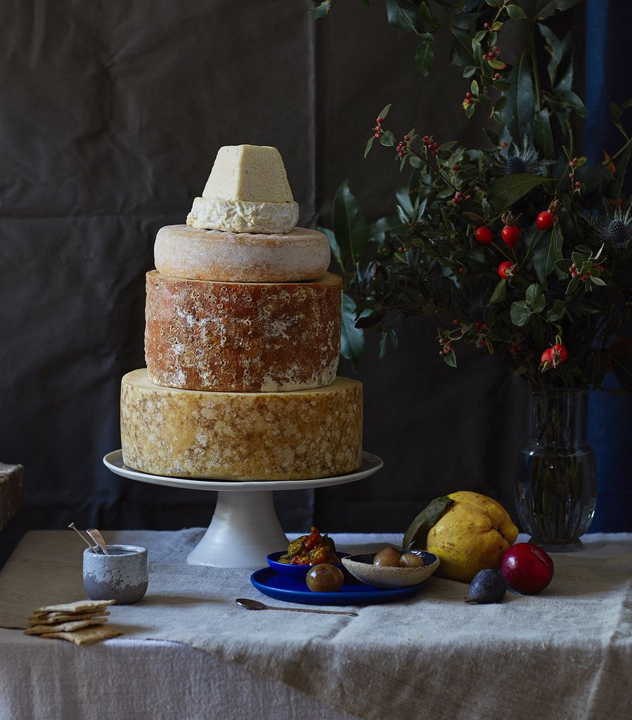 A Guide to Constructing and Decorating Your Celebration Cake