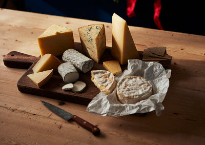 Cheese Care and Sharing Tips for Your Christmas Cheeseboard