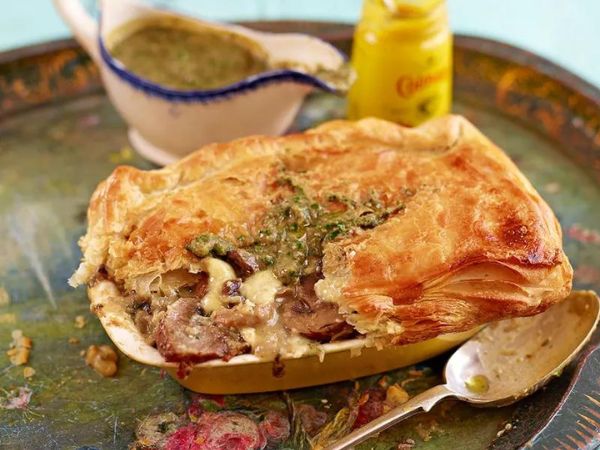 Mushroom and tunworth cheese pies